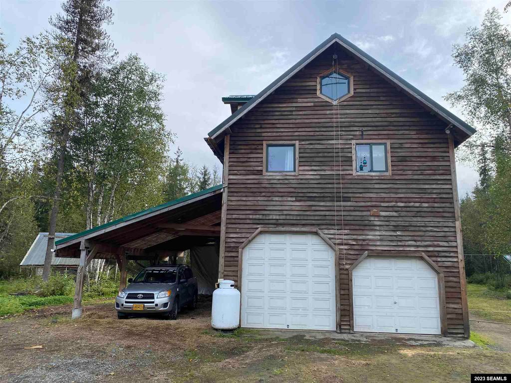27089 Mill Road Off, Haines, AK 99827