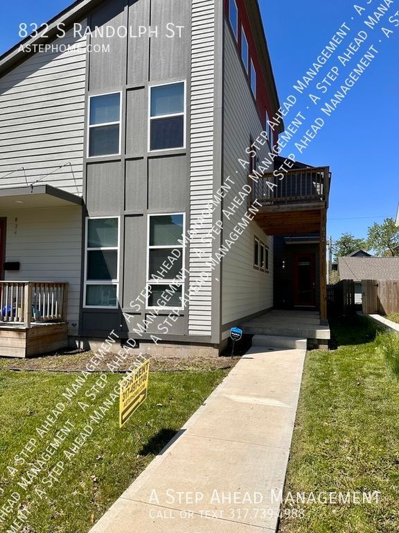832 S  Randolph St, Indianapolis, IN 46203