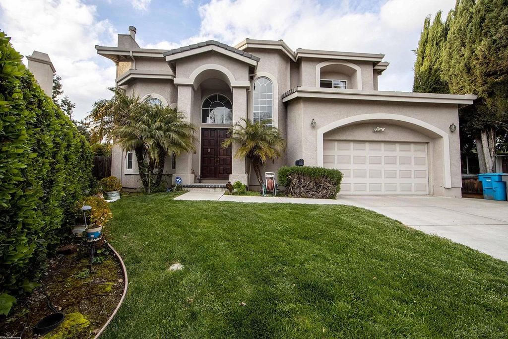 18651 Starrett Ct, Cupertino, CA 95014