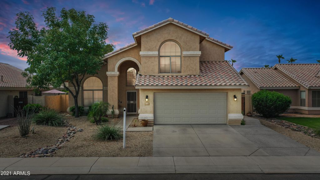 1091 W Goldfinch Way, Chandler, AZ 85286