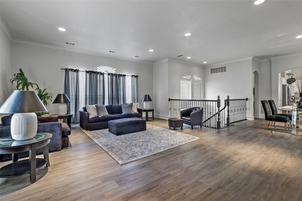 5006 Cedar Springs Rd #A, Dallas, TX 75235