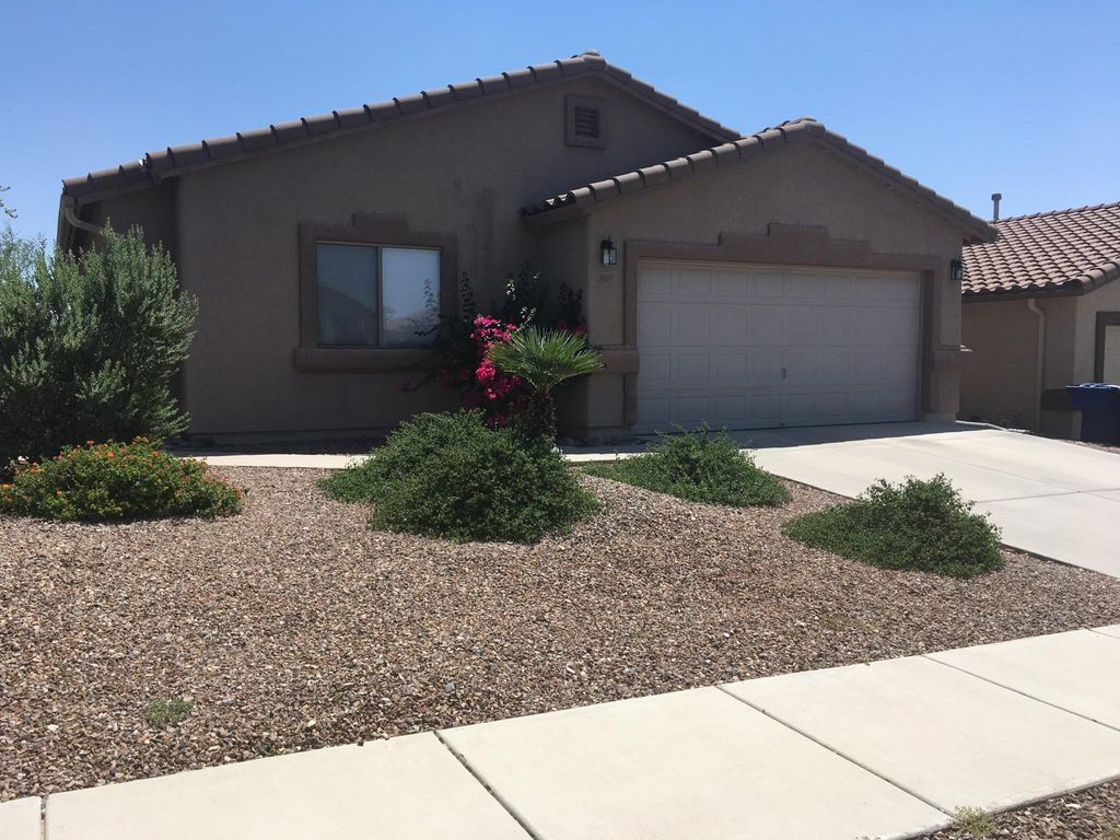 10350 E Roywood Way, Tucson, AZ 85747