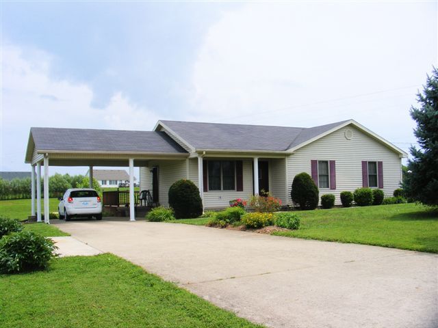 160 Nerinx Rd, Loretto, KY 40037