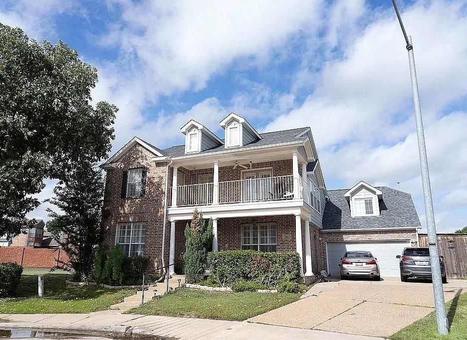 451 Richmond St, Irving, TX 75063