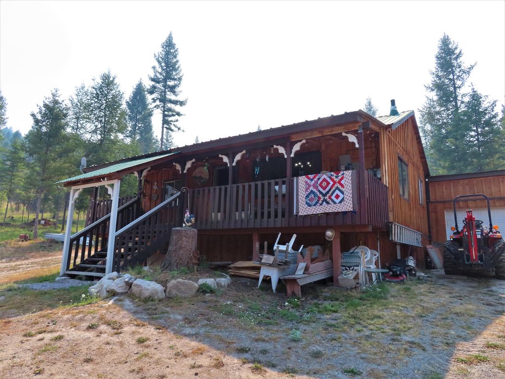 287 Mule Deer Rd, Republic, WA 99166