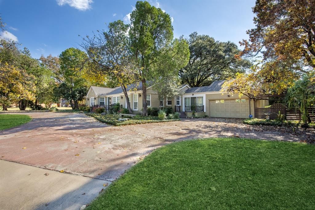 9714 Redondo Dr, Dallas, TX 75218