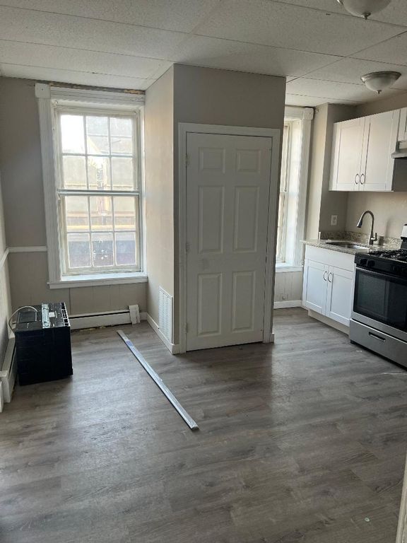 194 Middlesex St 3, Lowell, MA 01852 Trulia