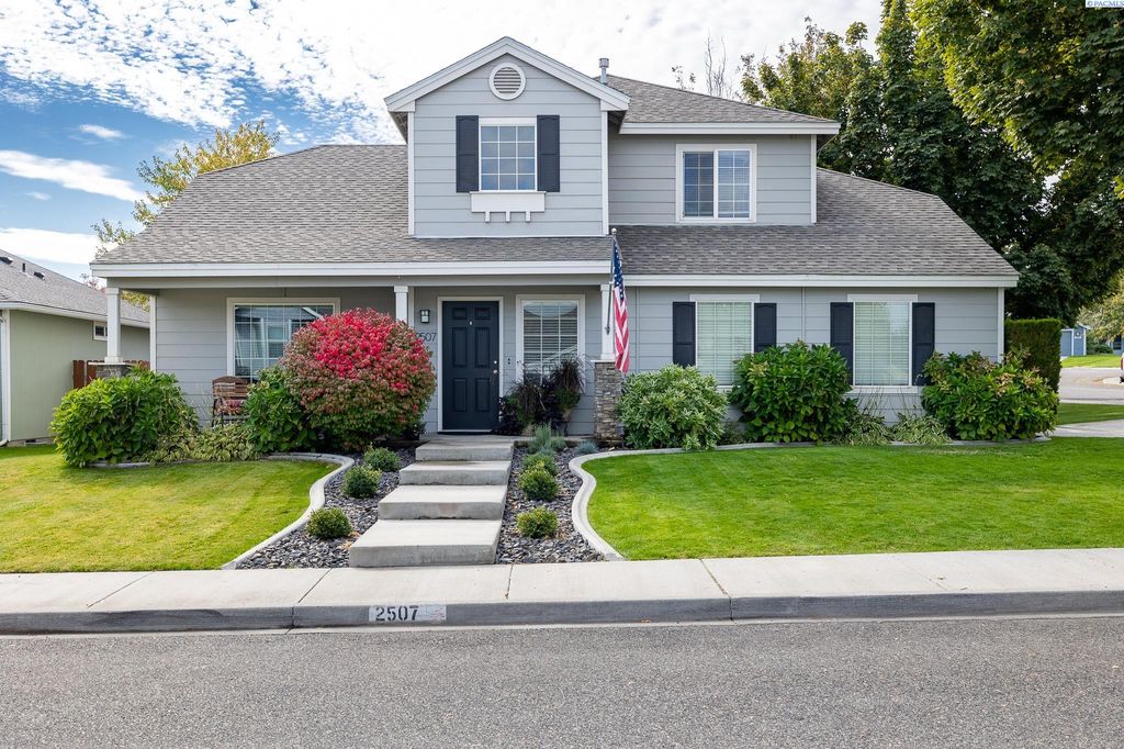 2507 W 34th Ave, Kennewick, WA 99337