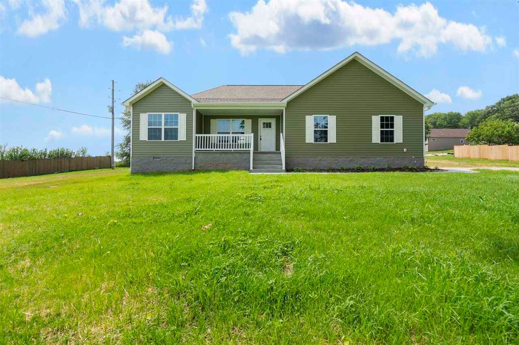 10727 Brownsville Rd, Smiths Grove, KY 42171
