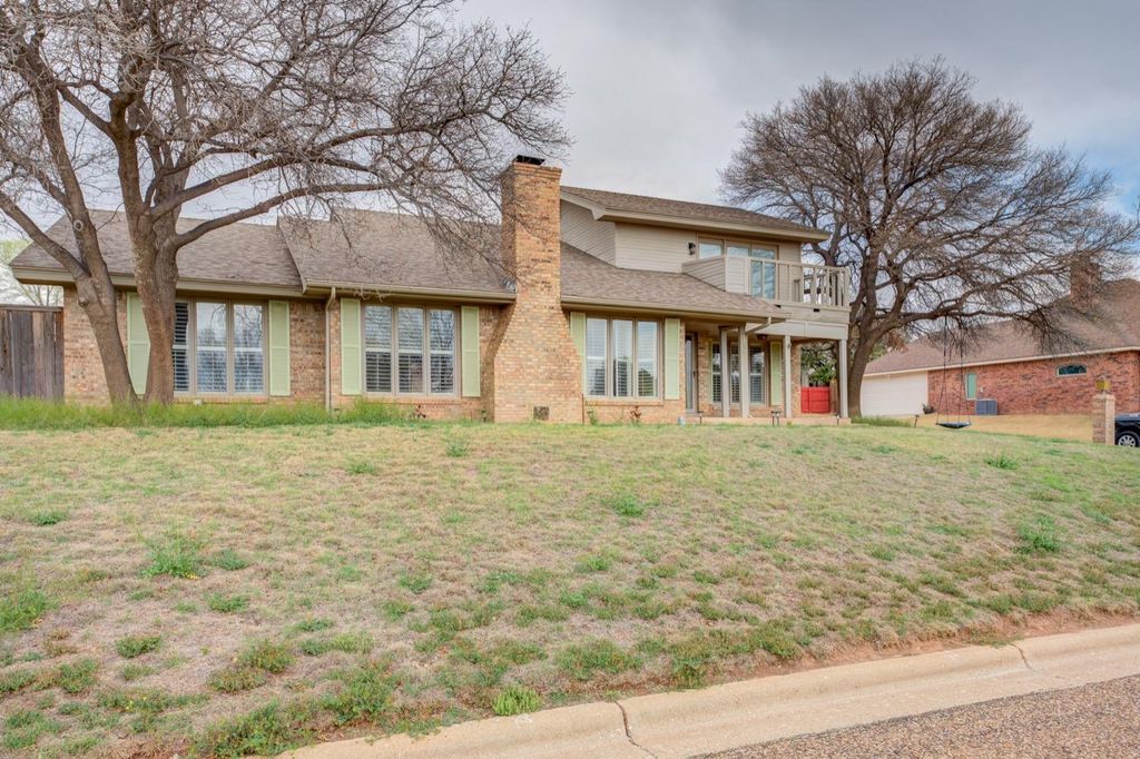 46 E  Canyonview Dr, Ransom Canyon, TX 79366