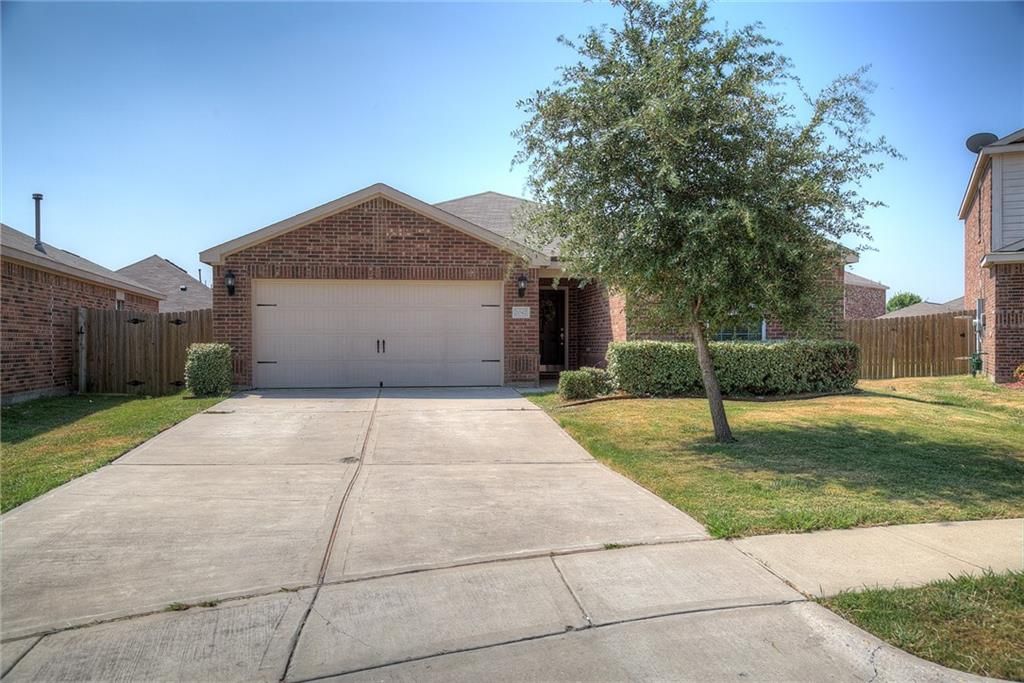 2042 Cone Flower Dr, Forney, TX 75126