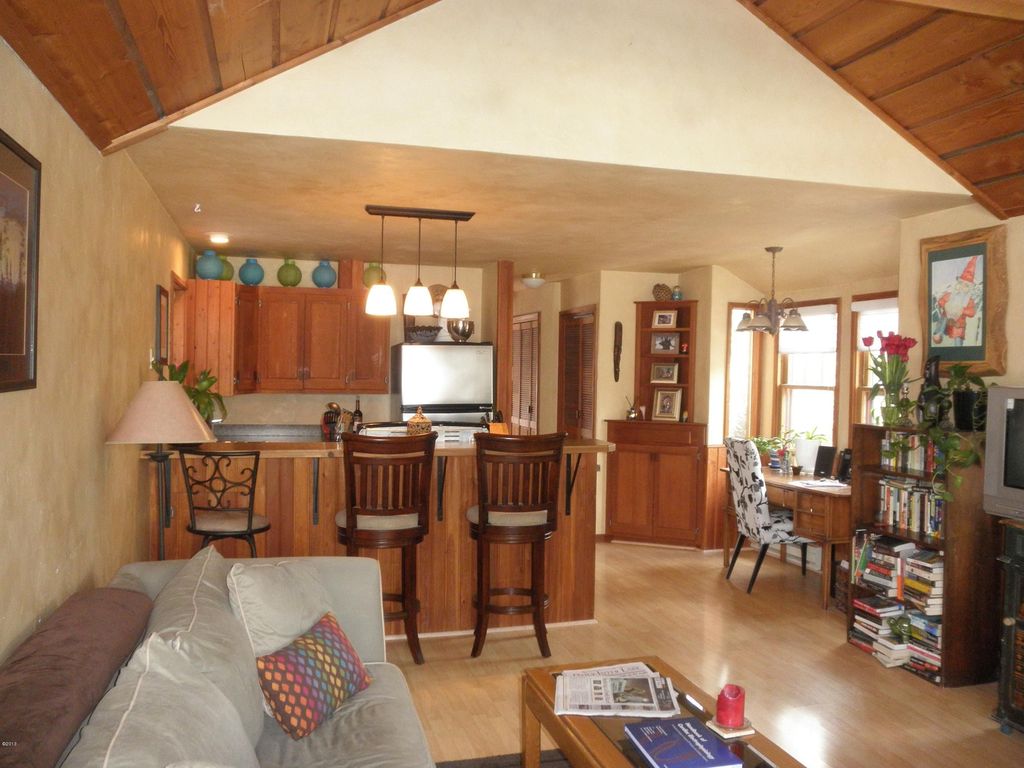 833 E  2nd St, Whitefish, MT 59937