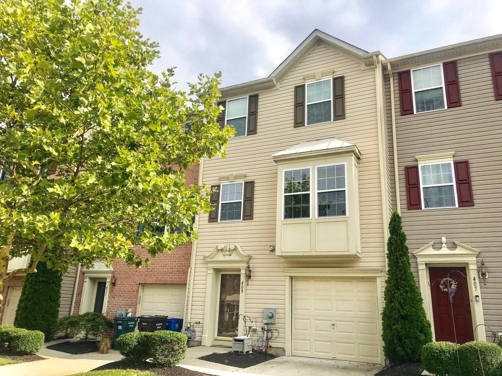409 Concetta Dr, Mount Royal, NJ 3 Bed, 2.5 Bath Townhouse 10