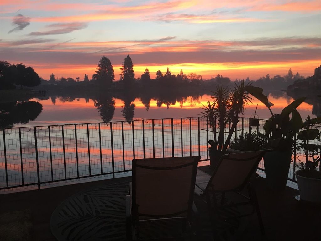 6508 Embarcadero Dr, Stockton, CA 95219
