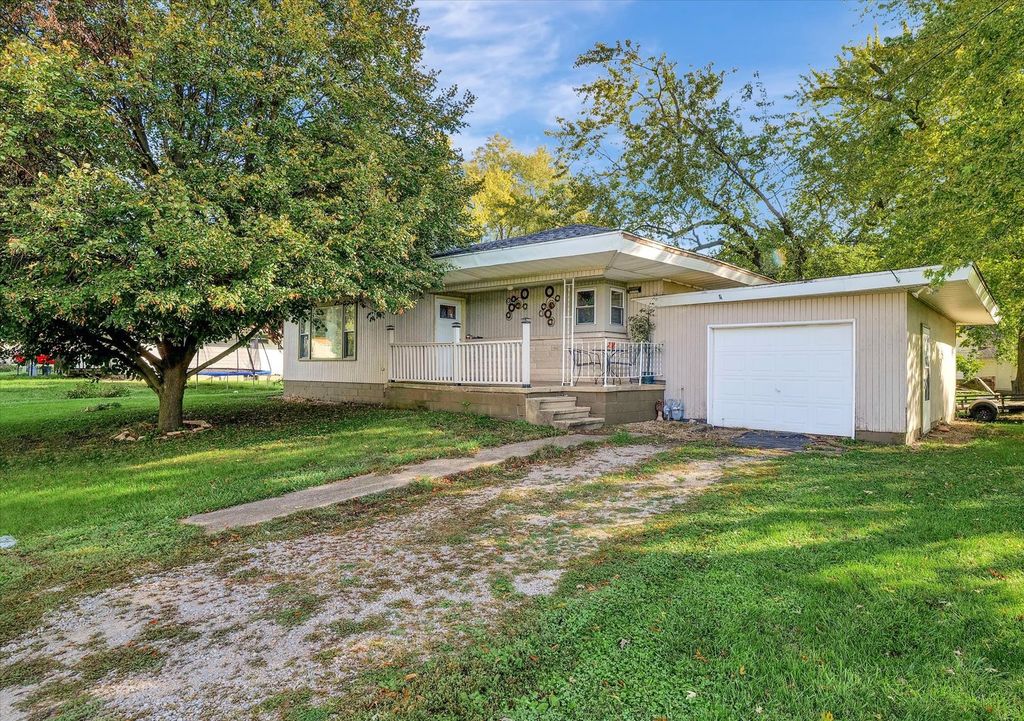 20 Westwood St, Weldon, IL 61882 Trulia