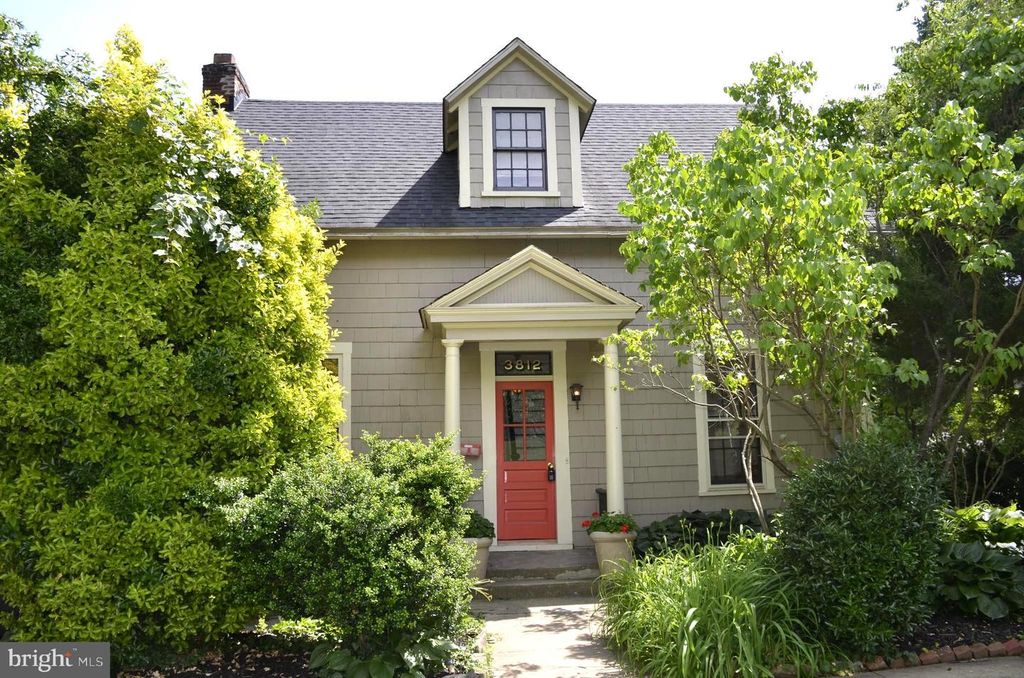 3812 Warner St, Kensington, MD 20895
