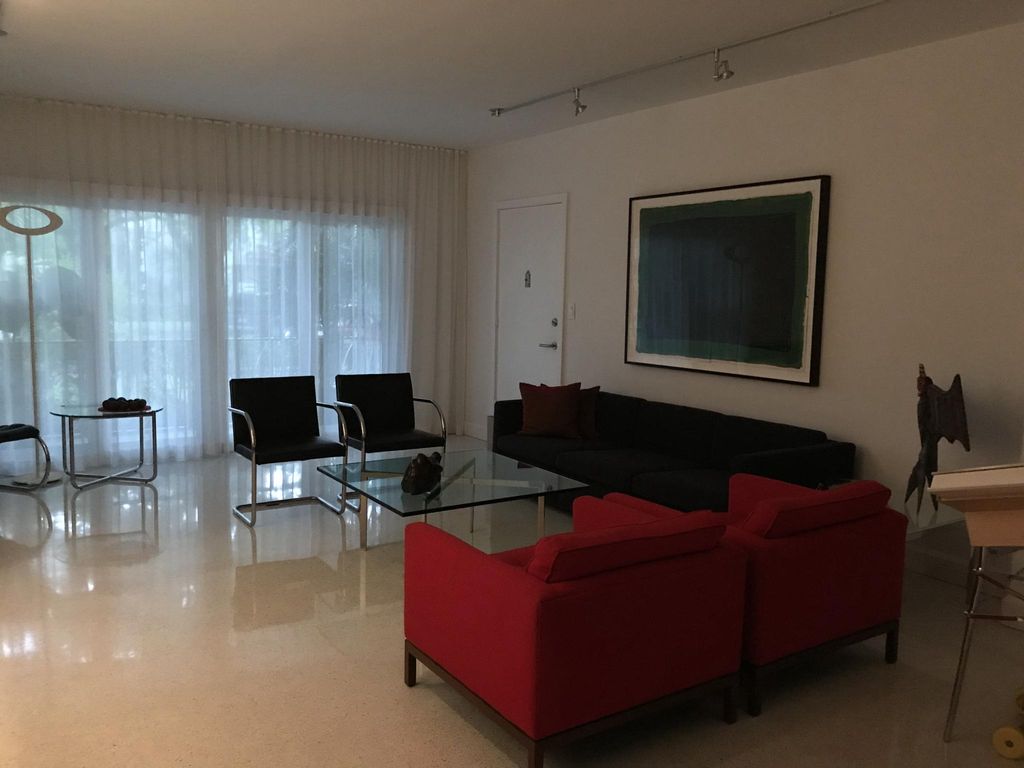 935 Palermo Ave #1A, Coral Gables, FL 33134