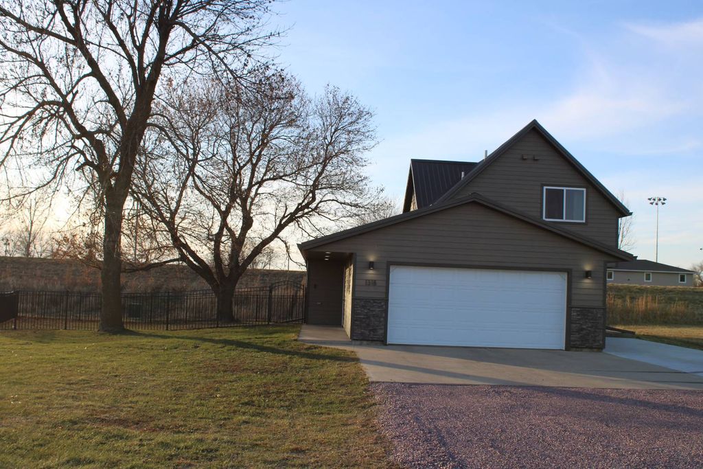 1318 Southview Dr, Larchwood, IA 51241 Trulia