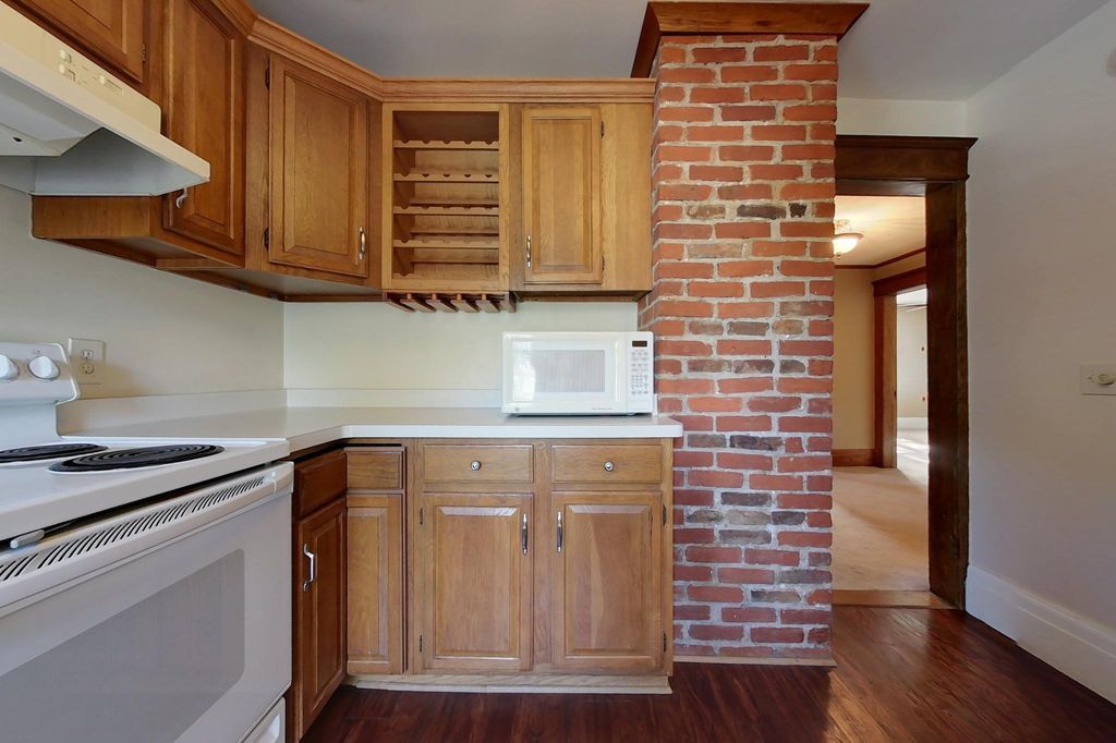 209 Goodman St S #2, Rochester, NY 14607