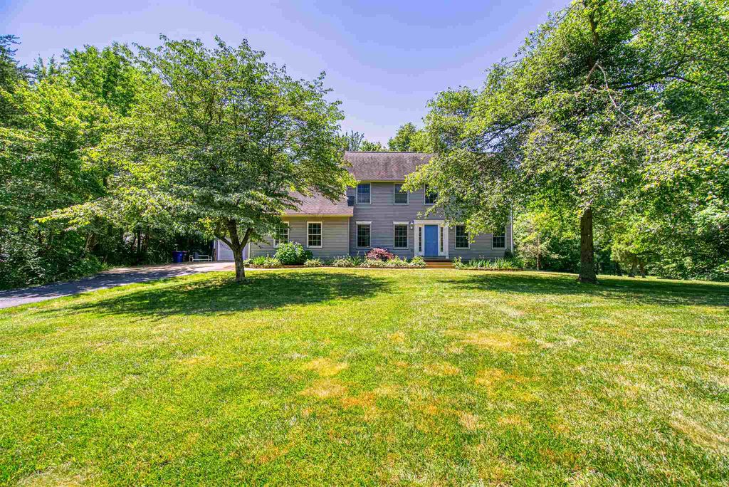 1233 W Shelton Rd, Boonville, IN 47601