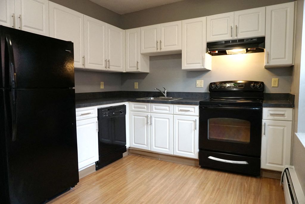 414 Chestnut St, Springfield, MA 01104