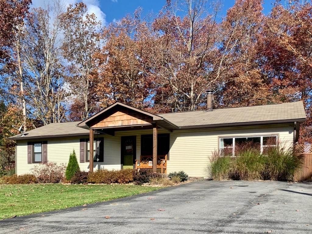 183 Fawn Ln, Cool Ridge, WV 25825 Trulia