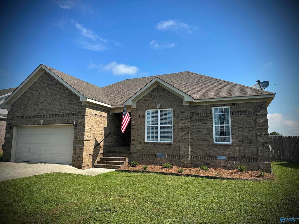 14196 Pulaski Pike, Ardmore, AL 35739 See Estimated Value