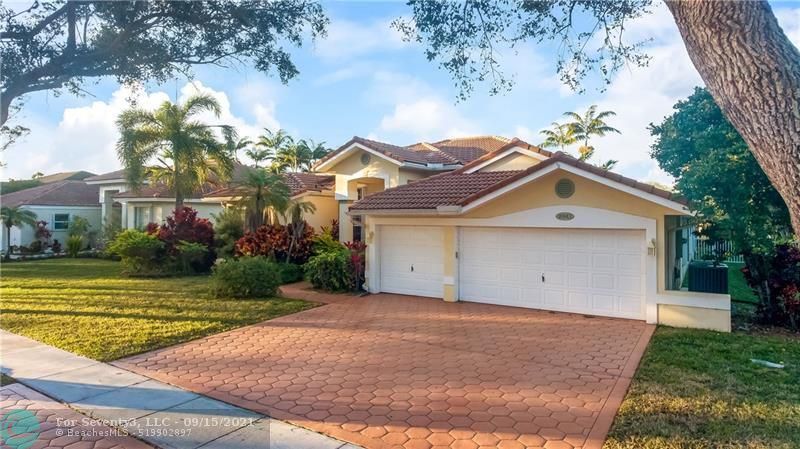 10943 NW 18th Pl, Plantation, FL 33322
