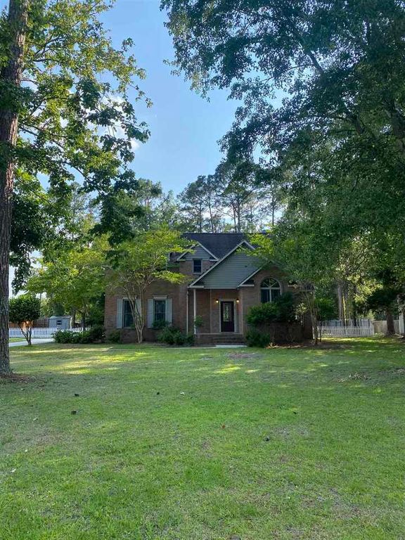268 Cambridge Cir, Kingsland, GA 31548