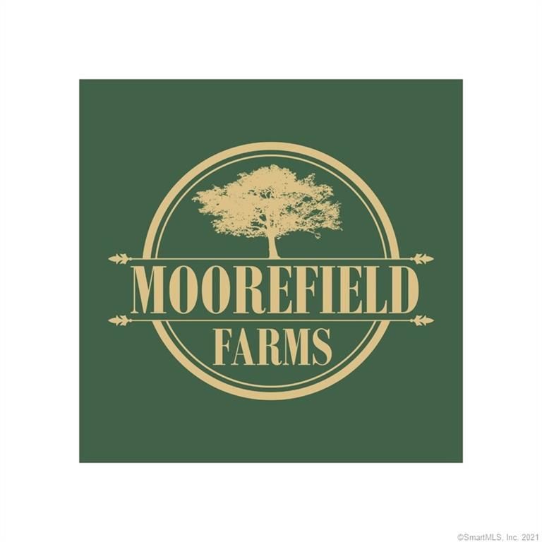 1 Moorefield Farms Rd, Trumbull, CT 06611