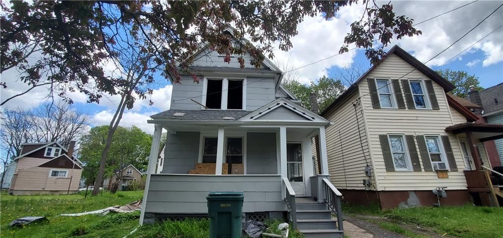38 Taylor St, Rochester, NY 14611