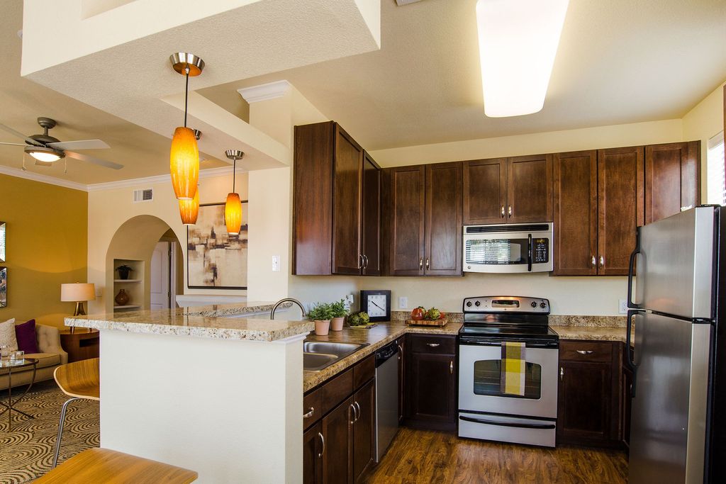 4001 Faudree Rd #E306, Odessa, TX 79765