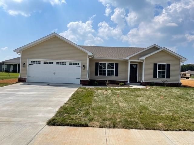 2941 Tumbleweed Trail Ave, Bowling Green, KY 42101