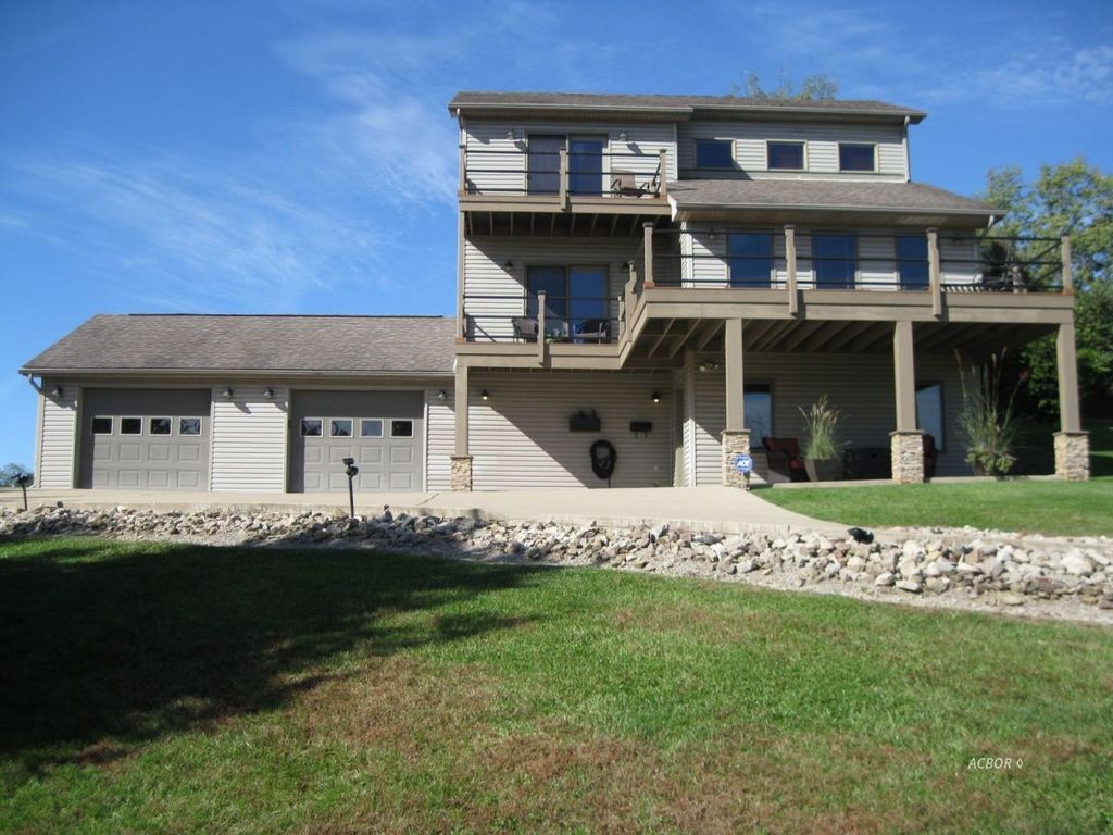 7085 N Blackburn Rd, Athens, OH 45701 Trulia