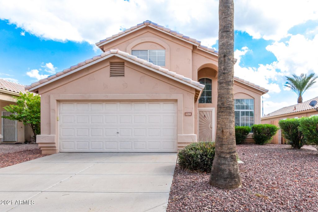 1201 W Gary Ct, Chandler, AZ 85224