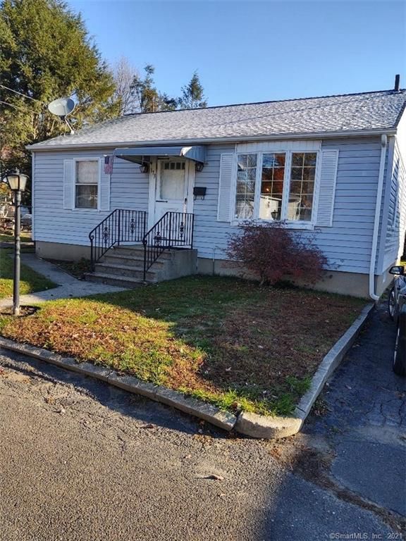 173 Hewey St, Waterbury, CT 06708