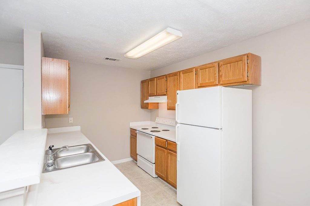 200 Colony Park Dr, Pearl, MS 39208