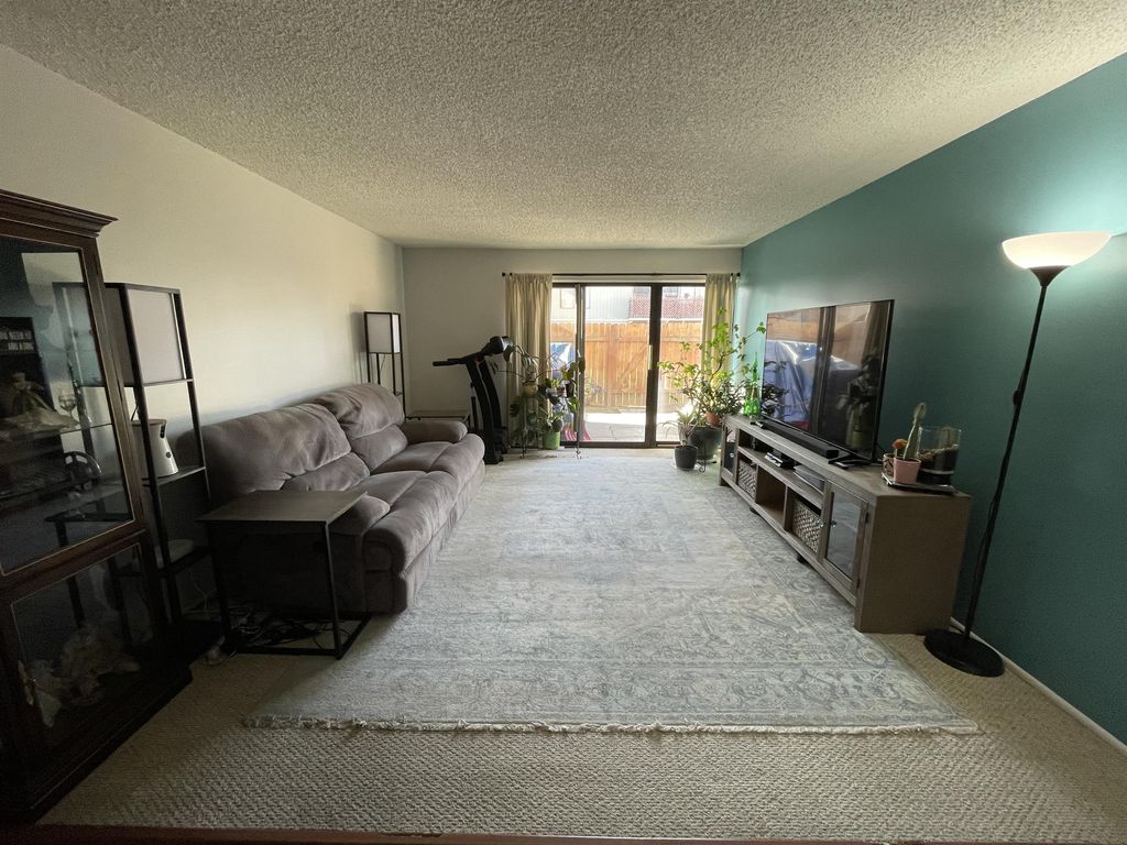 42 W Lester Ave #F15, Salt Lake City, UT 84107