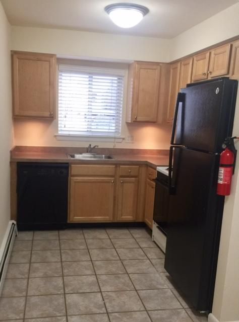 17 W Vine St #B-7-17B, Pottstown, PA 19464