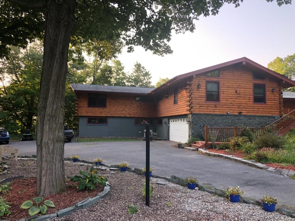 32 Hill Dr, Plattsburgh, NY 12901