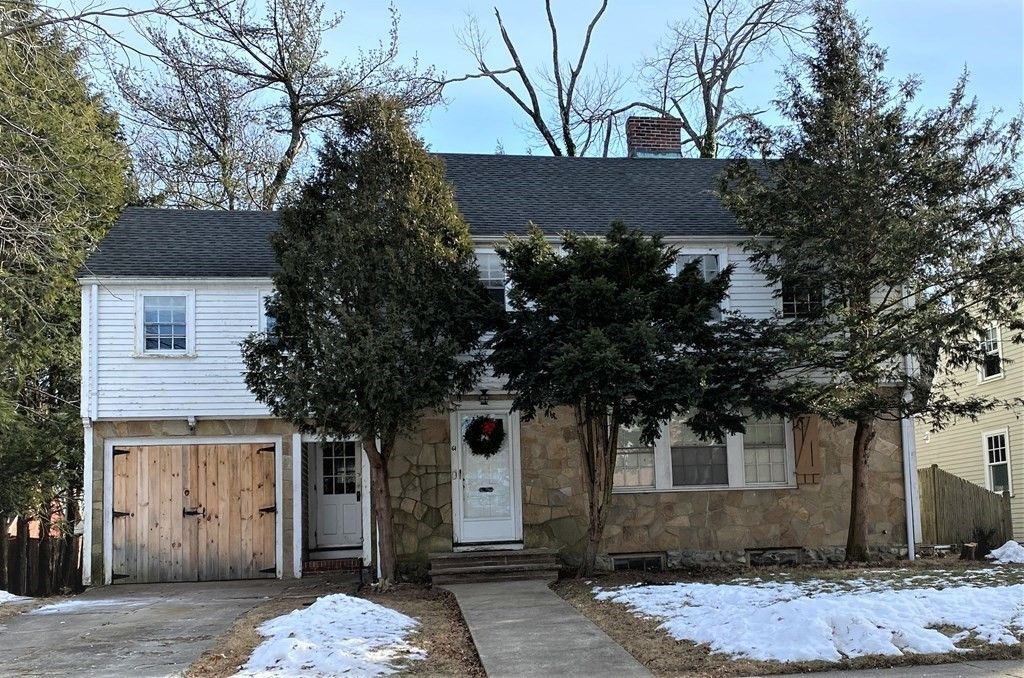 61 Sheffield Rd, Melrose, MA 02176