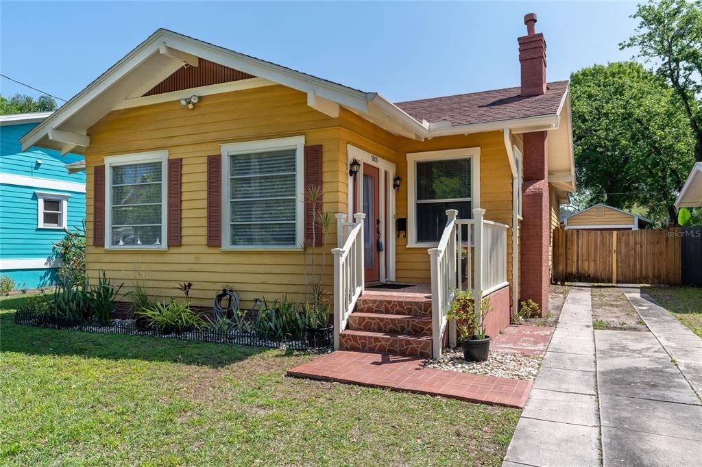 5809 N  Central Ave, Tampa, FL 33604