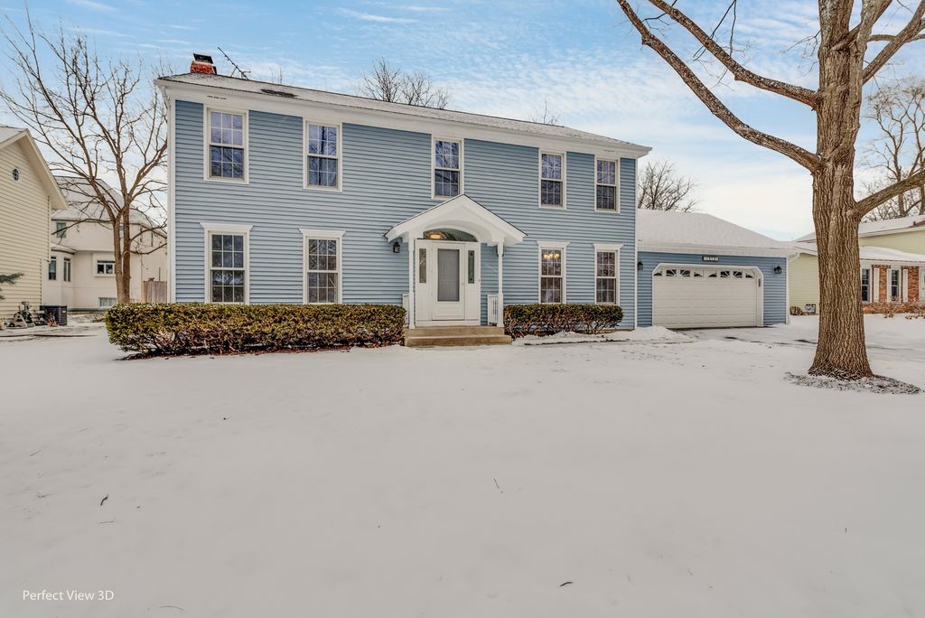 1313 Pamela Ct, Naperville, IL 60540
