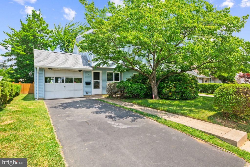 3217 Holyoke Rd, Philadelphia, PA 19114 Trulia