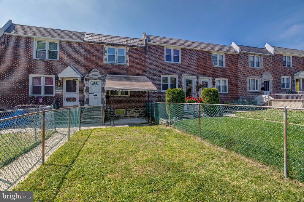 230 Crestwood Dr, Clifton Heights, PA 19018