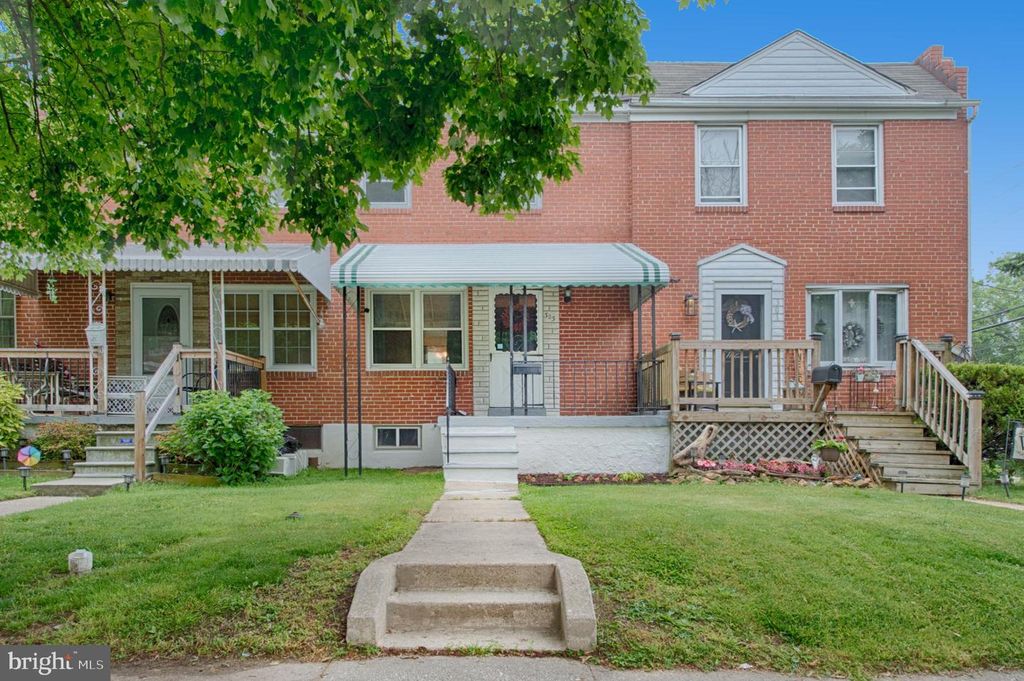 303 Leeanne Rd, Baltimore, MD 21221