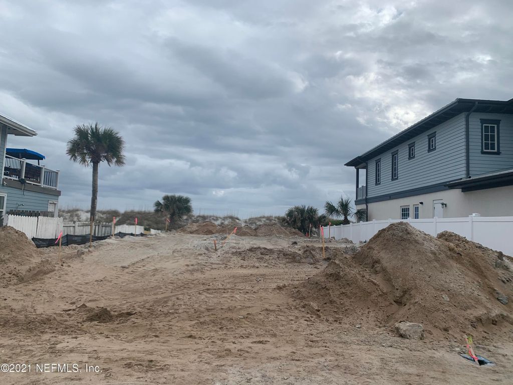 1717 Strand St, Neptune Beach, FL 32266