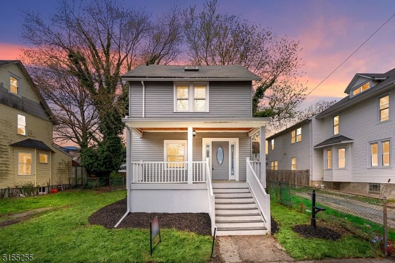 123 Evergreen Ave, Woodlynne Boro, NJ 08107