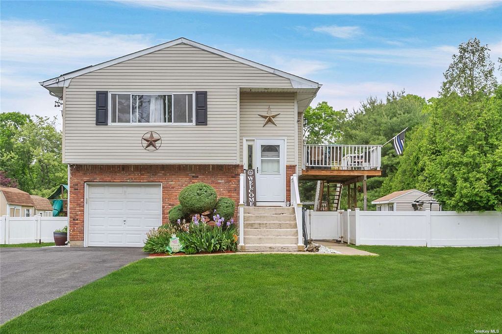 145 Jamaica Avenue, Medford, NY 11763 Trulia