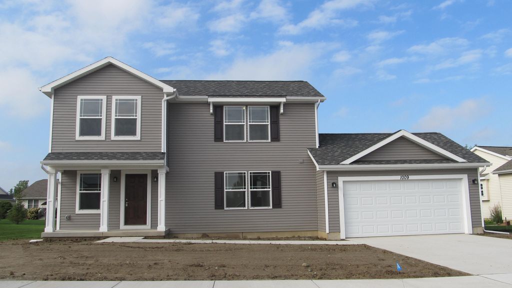 Whitman Plan in Summerbrooke, Fowlerville, MI 48836